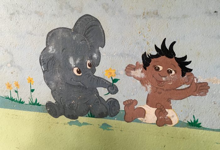 Niedliche Wandbemalung in der Kinderklinik